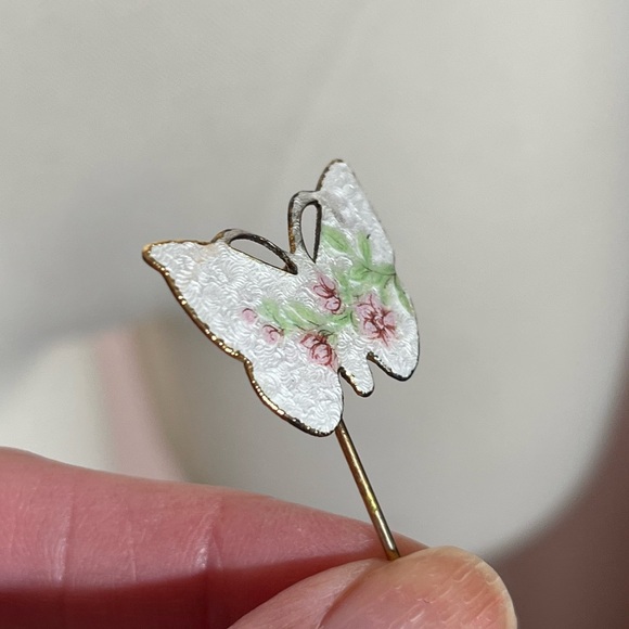 Vintage White floral Guillouche enamel Butterfly feminine Gold stick pin - Picture 11 of 13